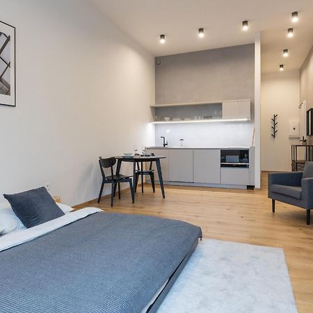 Piano Apartments - Licity Žilina Buitenkant foto
