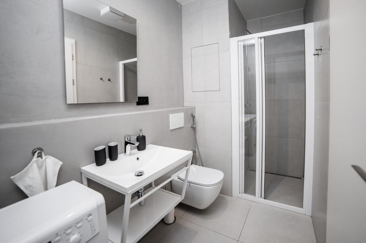 Piano Apartments - Licity Žilina Buitenkant foto