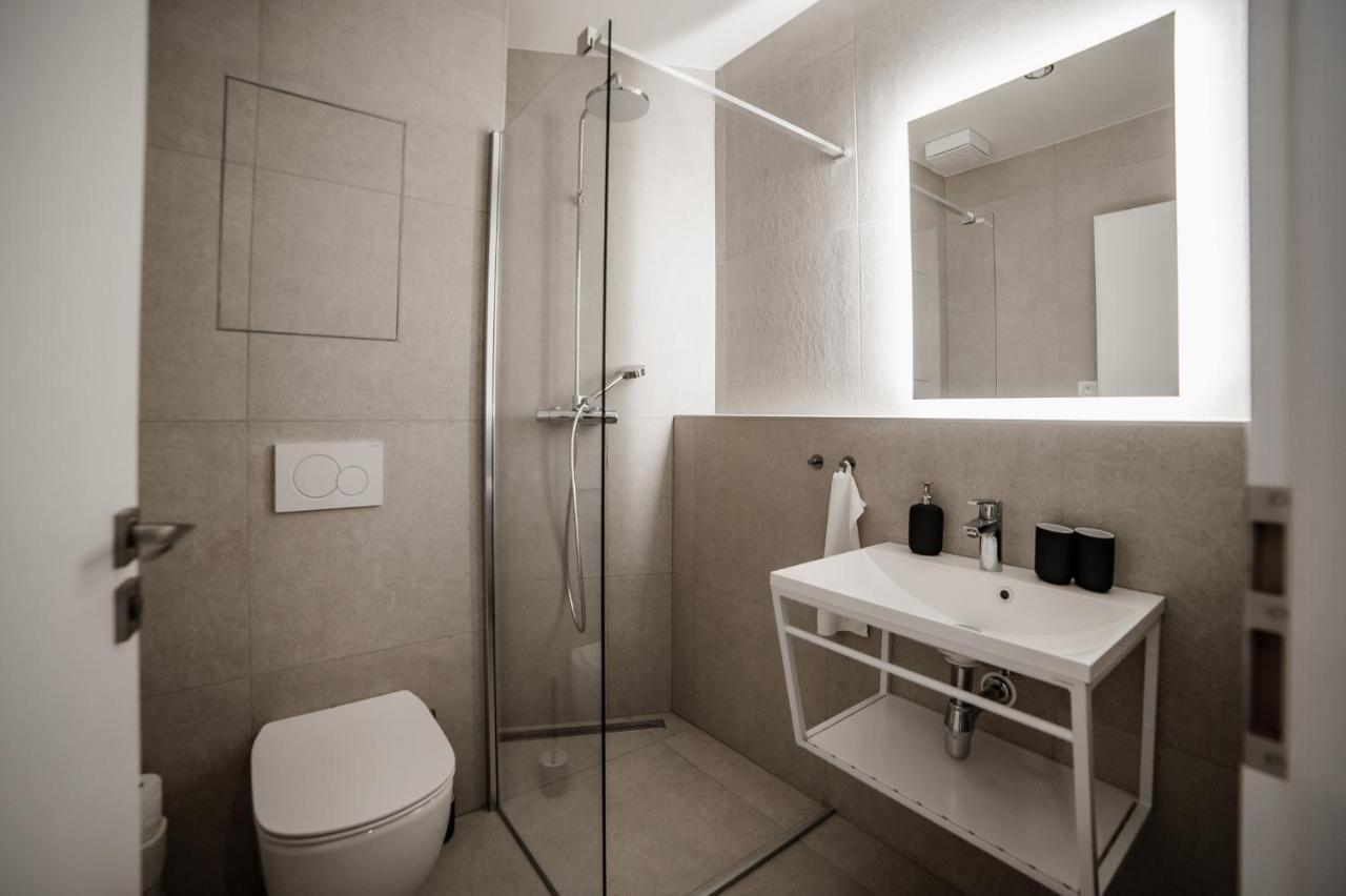 Piano Apartments - Licity Žilina Buitenkant foto